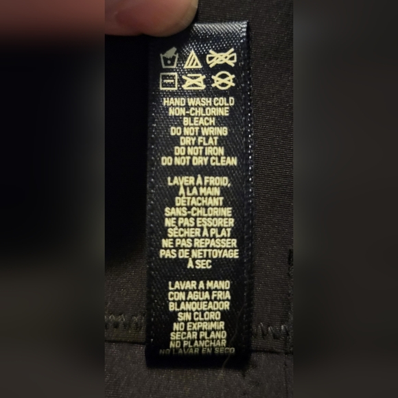 Skims Wireless Bra NWOT 34DD Seamless NWOT - Picture 5 of 7